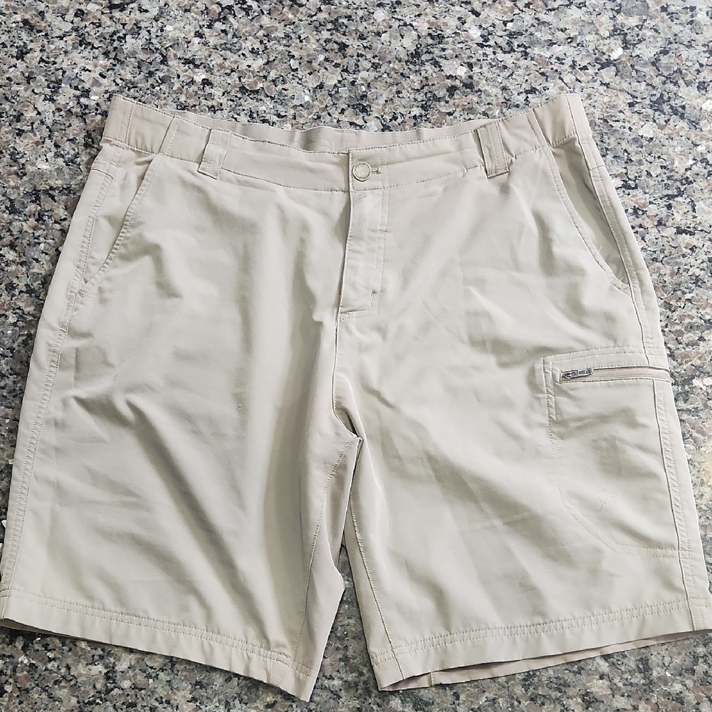 Men's Tan Shorts